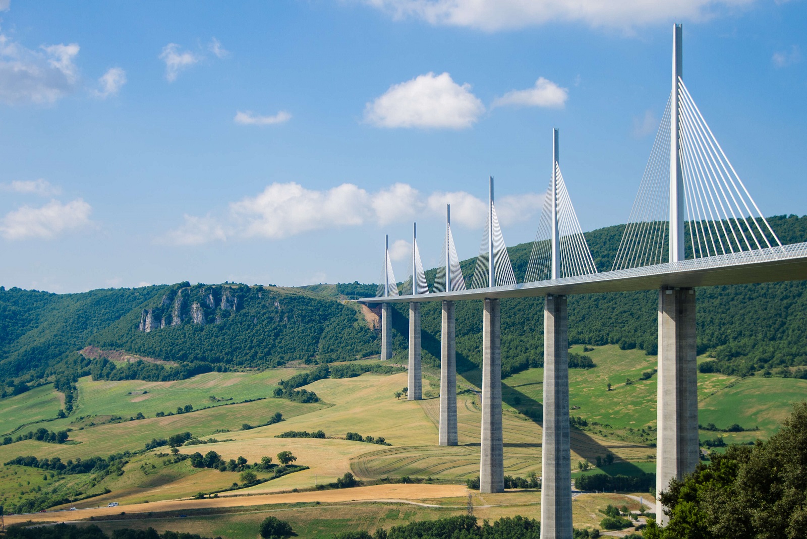 viaduct millau aveyron france