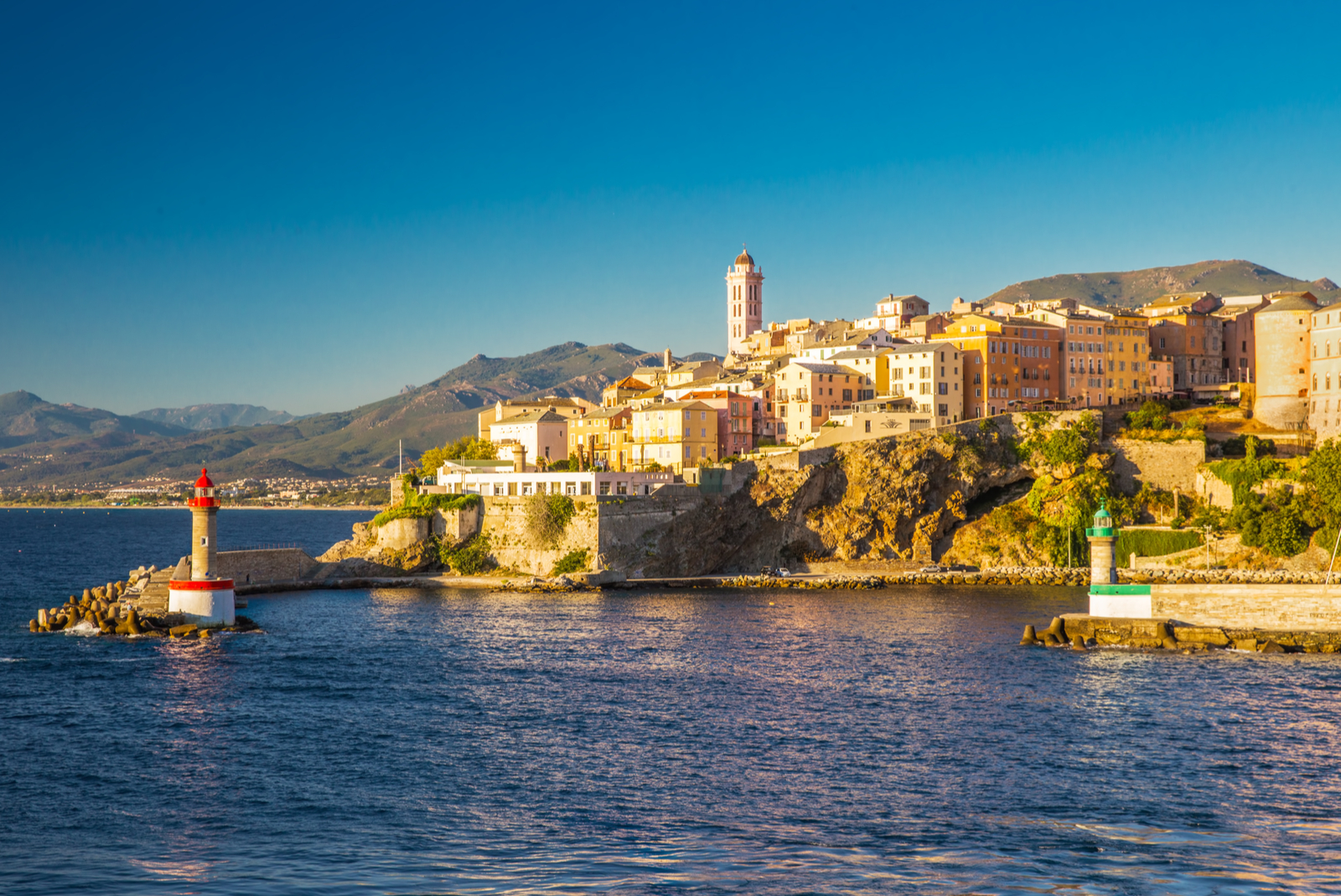 Corsica | Fly & Drive vakantie 2024 | Busfan