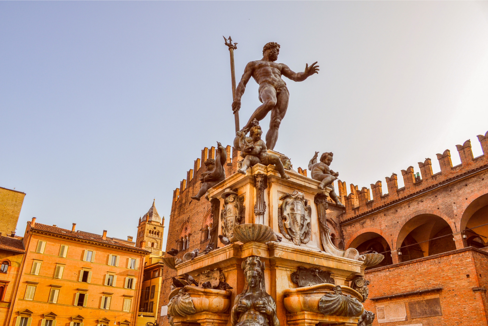 Piazza del Nettuno in Bologna in Emilia Romagna in Italeie