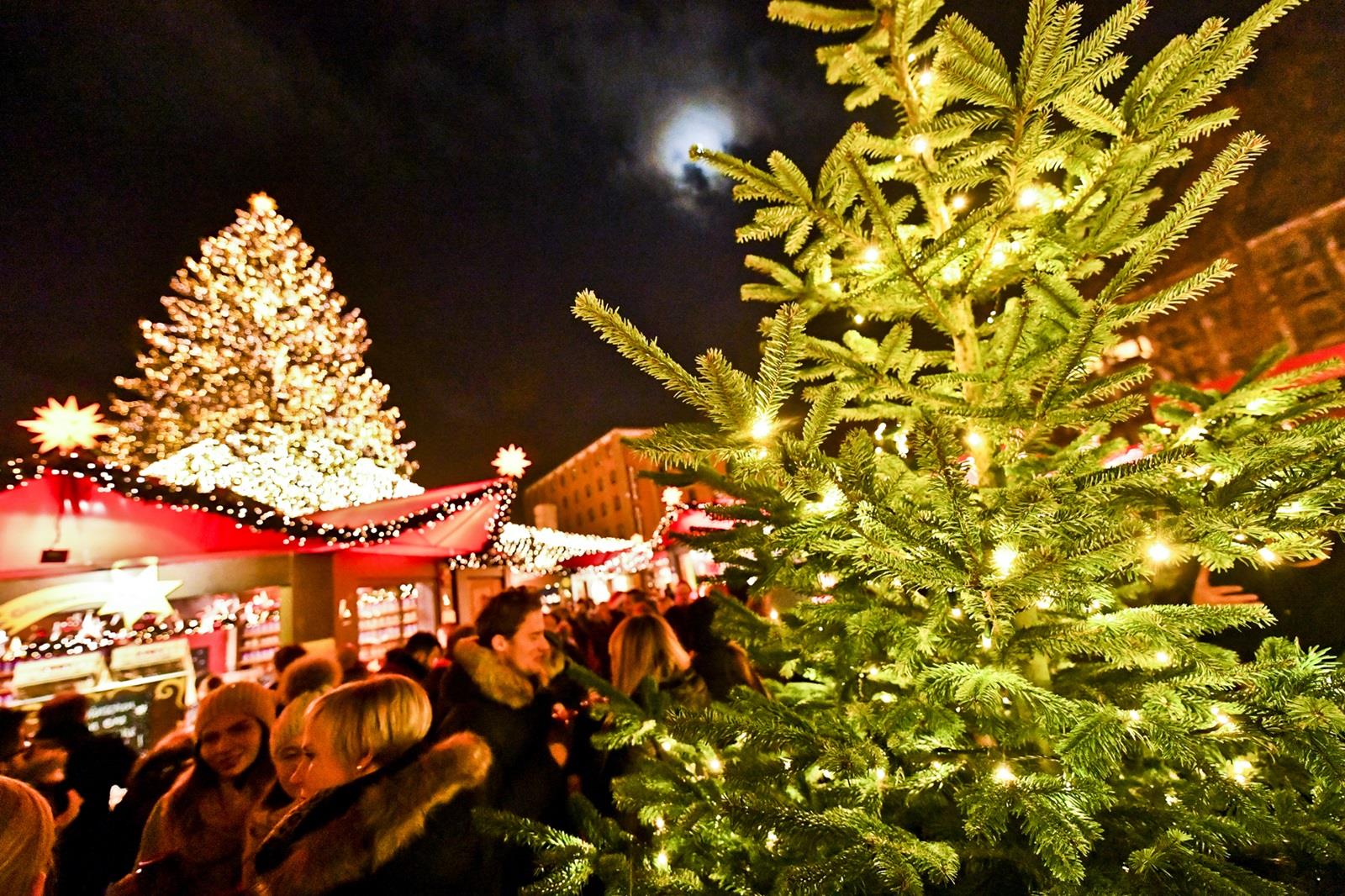 kerstmarkt in keulen