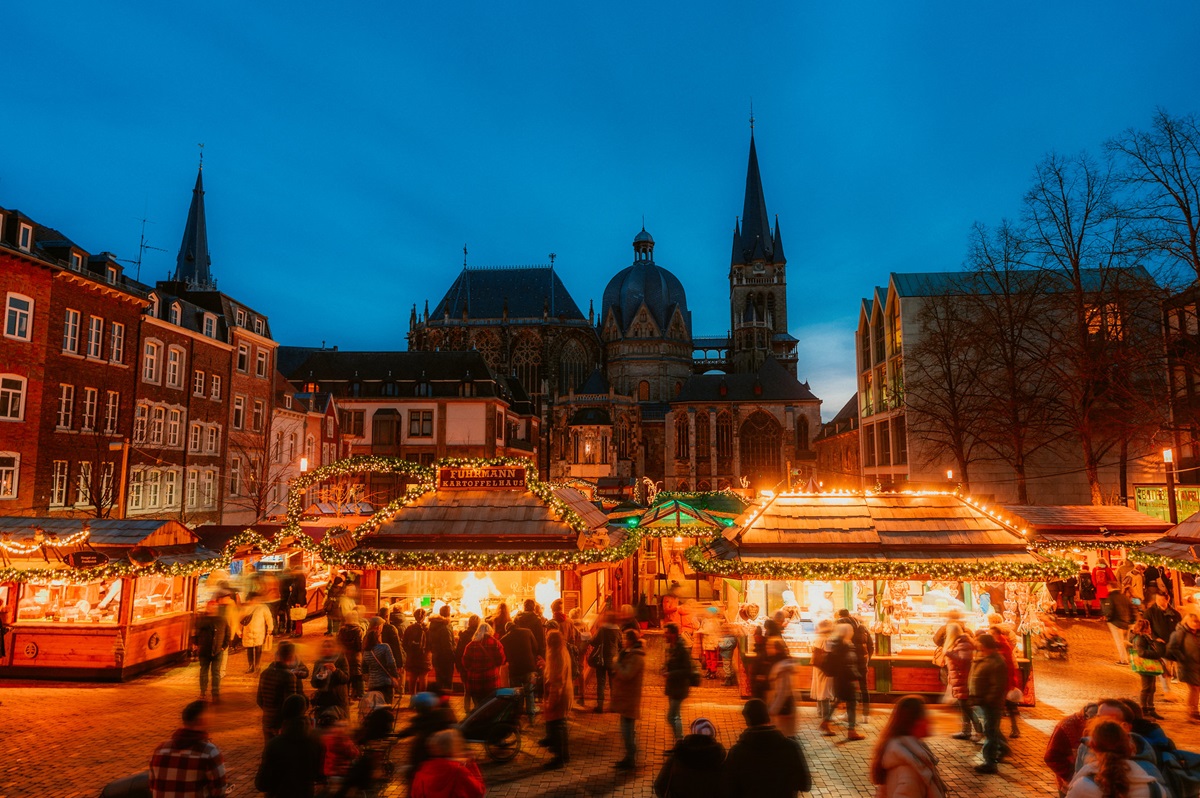 Aken kerstmarkt Dom 