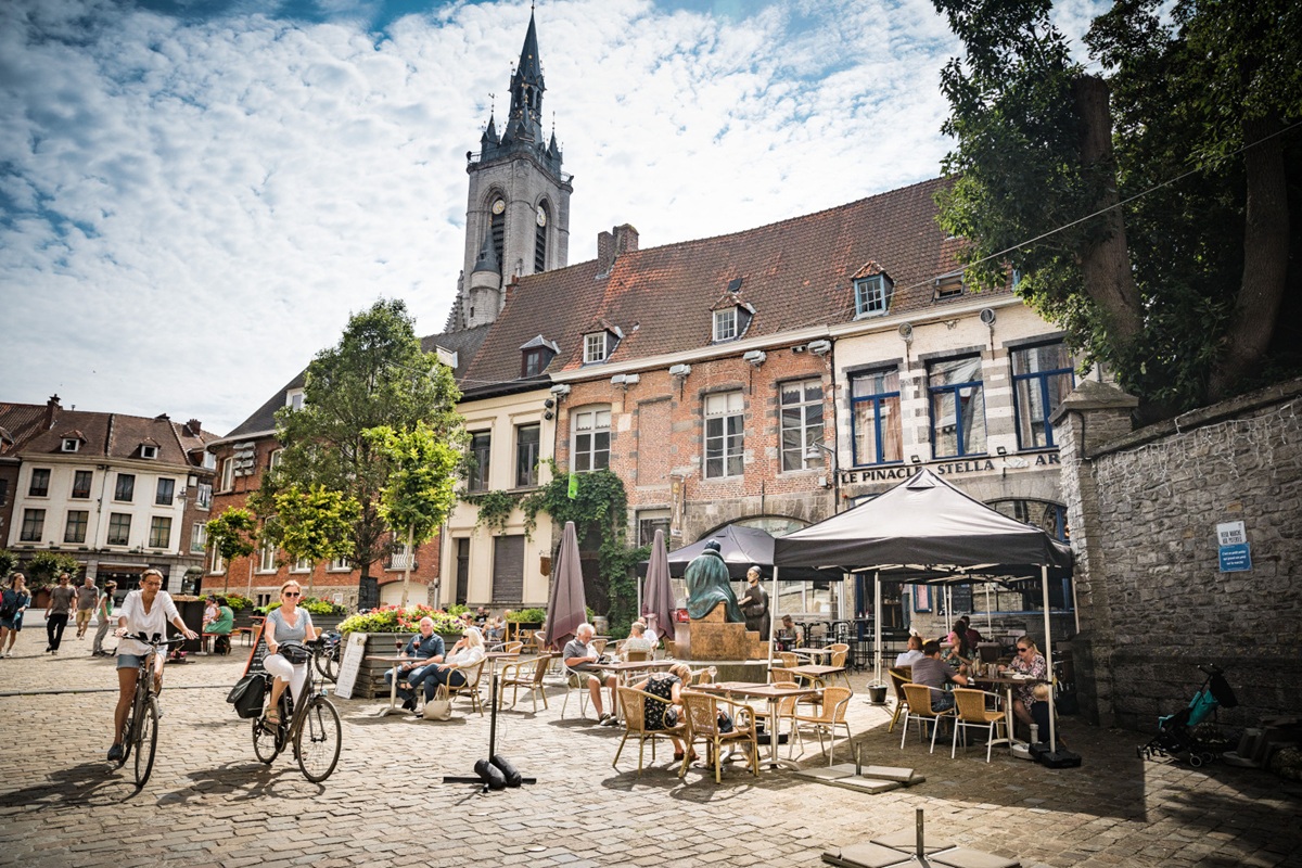 rue du vieux marché tournai