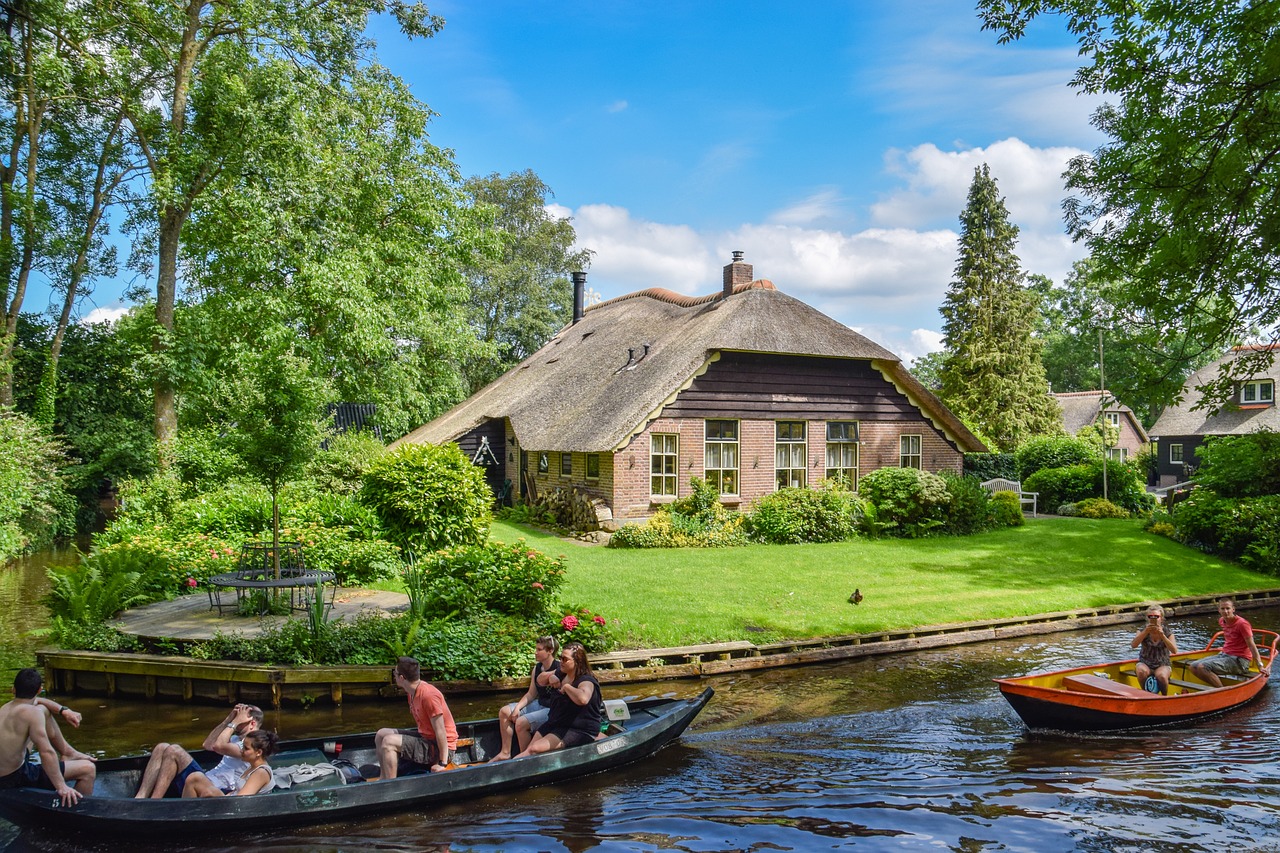 bootjes in giethoorn