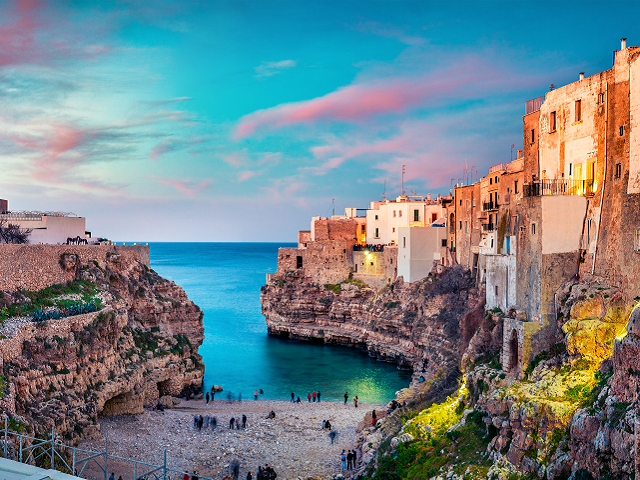 polignano mare puglia