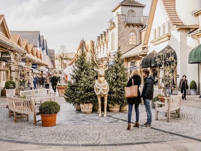 maasmechelen village 4